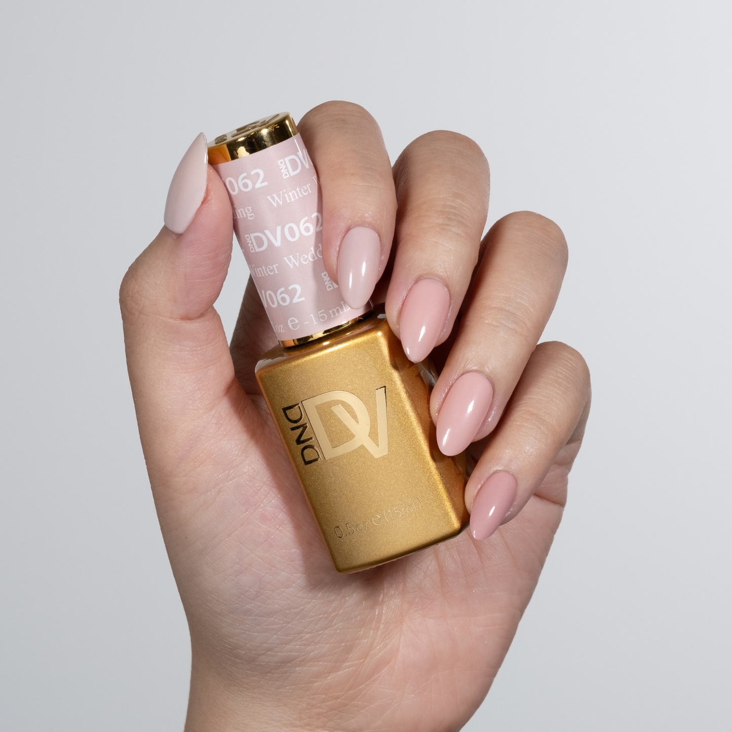 DND Diva Trio - 062 Winter Wedding