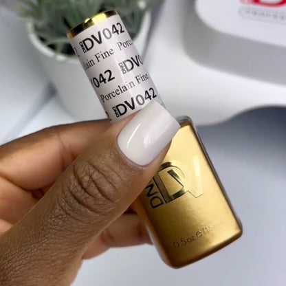 Porcelain Fine DIVA #042